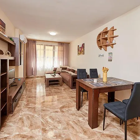 лазур в сърцето на * Поморие