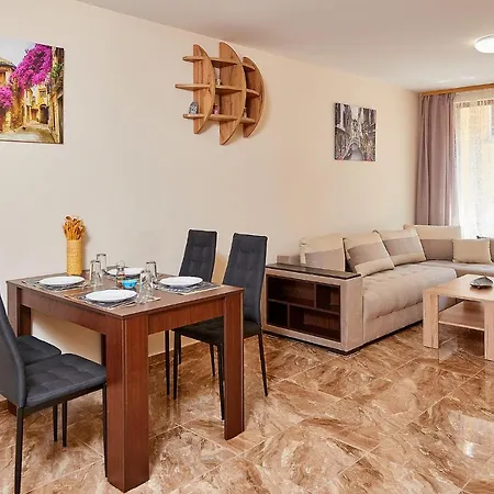 лазур в сърцето на Апартамент