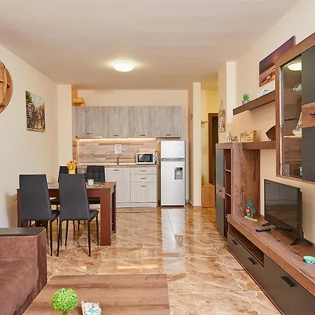 Apartmán лазур с безплатен паркинг